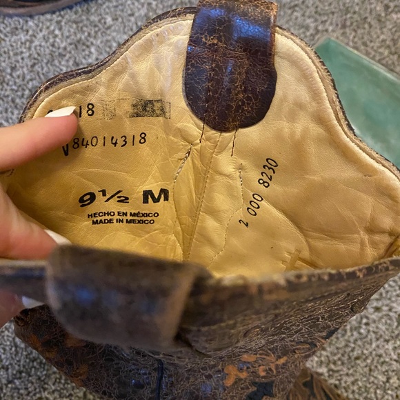 Cowboy boots 👢 🤠 - Picture 3 of 7